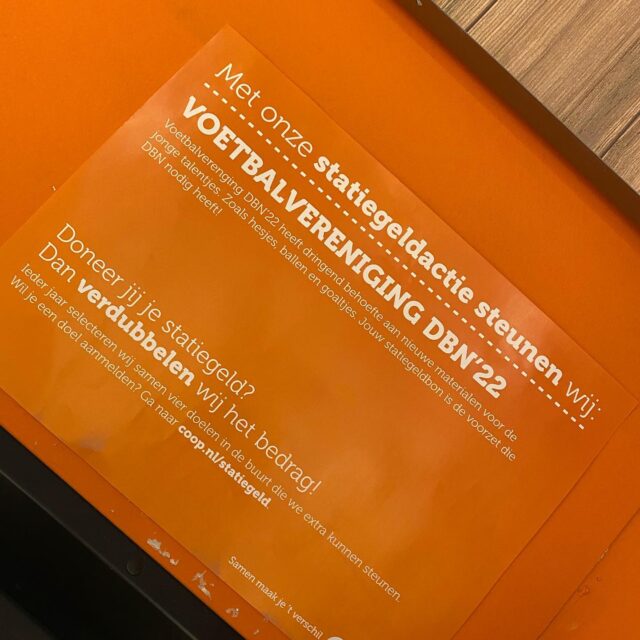 DBN’22 doet mee met de flessenactie! Bij de Coop aan de Buitenpepersdreef & de Kapelaan Koopmansplein kun je je statiegeld bonnetjes inleveren! De Coop verdubbeld het bedrag dan voor ons!🤪.. Lever jij je bonnetje in voor ons?!🥰🥳 
.

.

.
#flessenactie #bonnetje #statiegeld #dbn #coop #steunjeclub #denbosch #denboschnoord #dbn #dbn22 #voetbalclub #voetbal #voetballen
